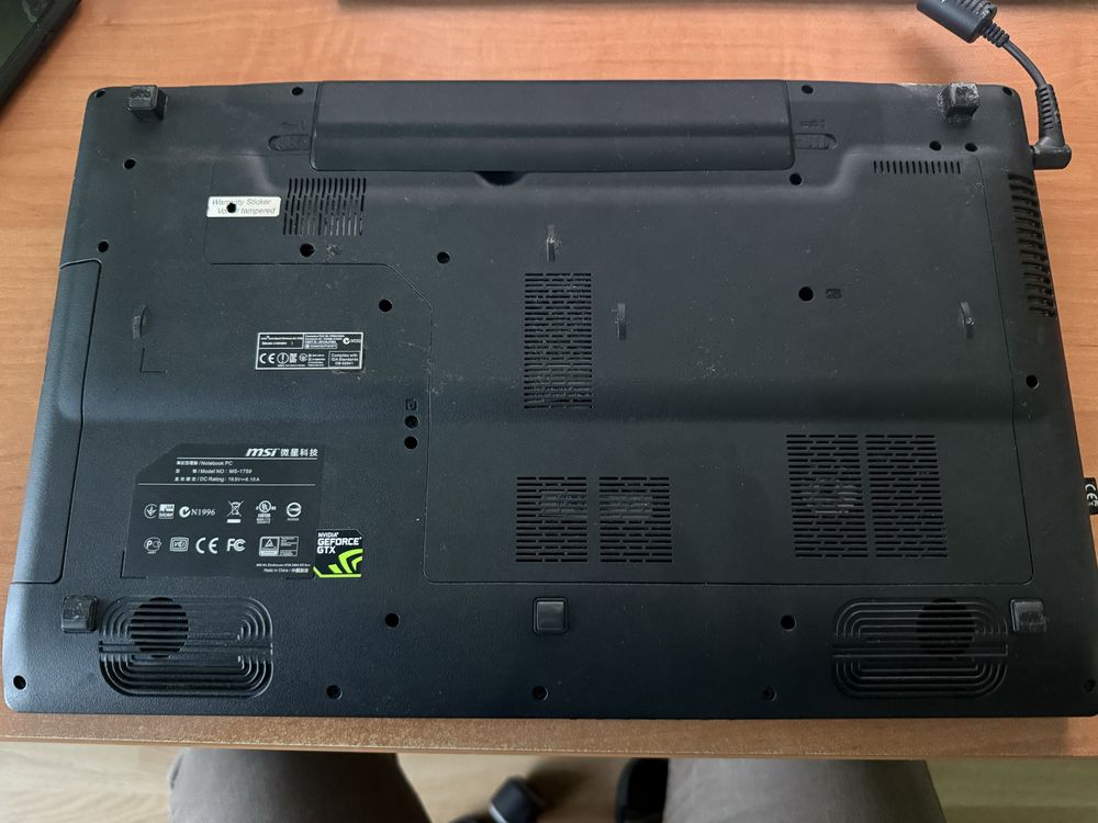 Laptop MSI GE70 2PE 1000 GB HDD + 256 SSD M2 i7 GTX 860 17” cali