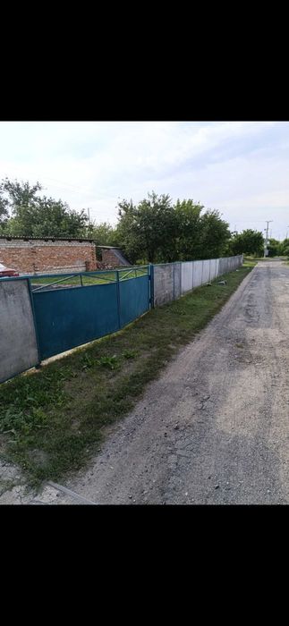 Продам будинок в селищі Машівка