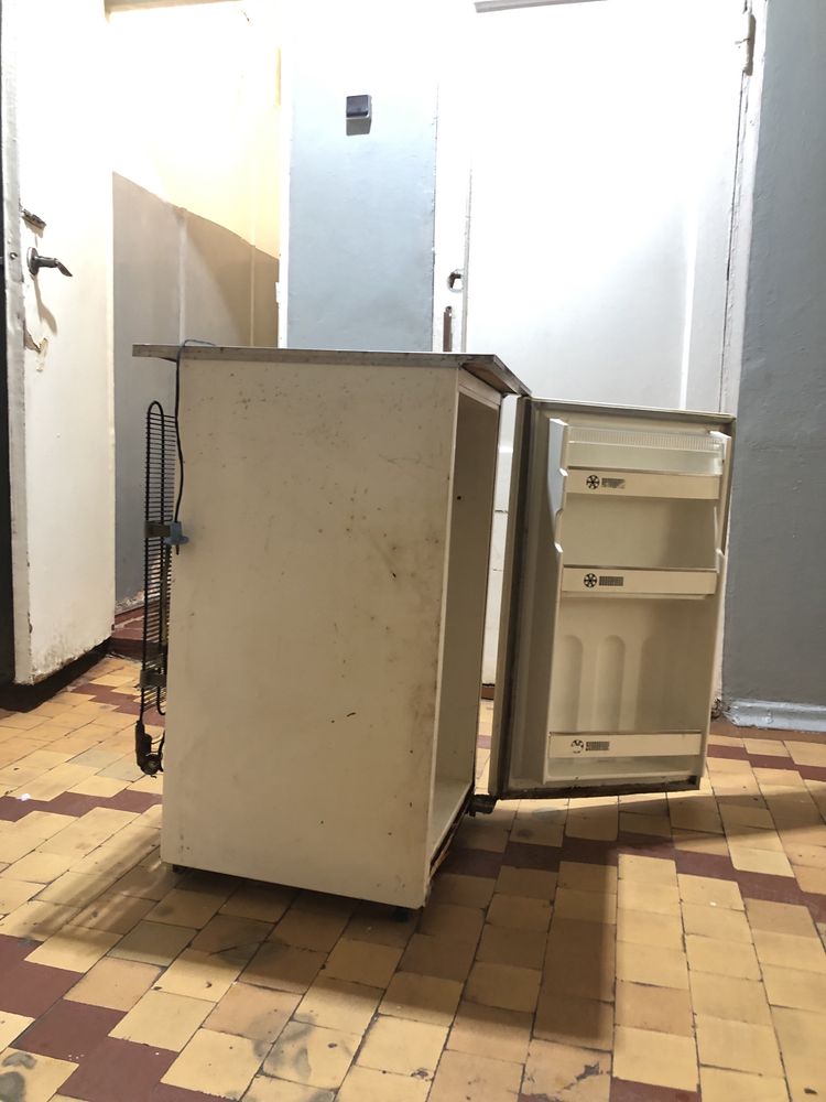Продам холодильник саратов
