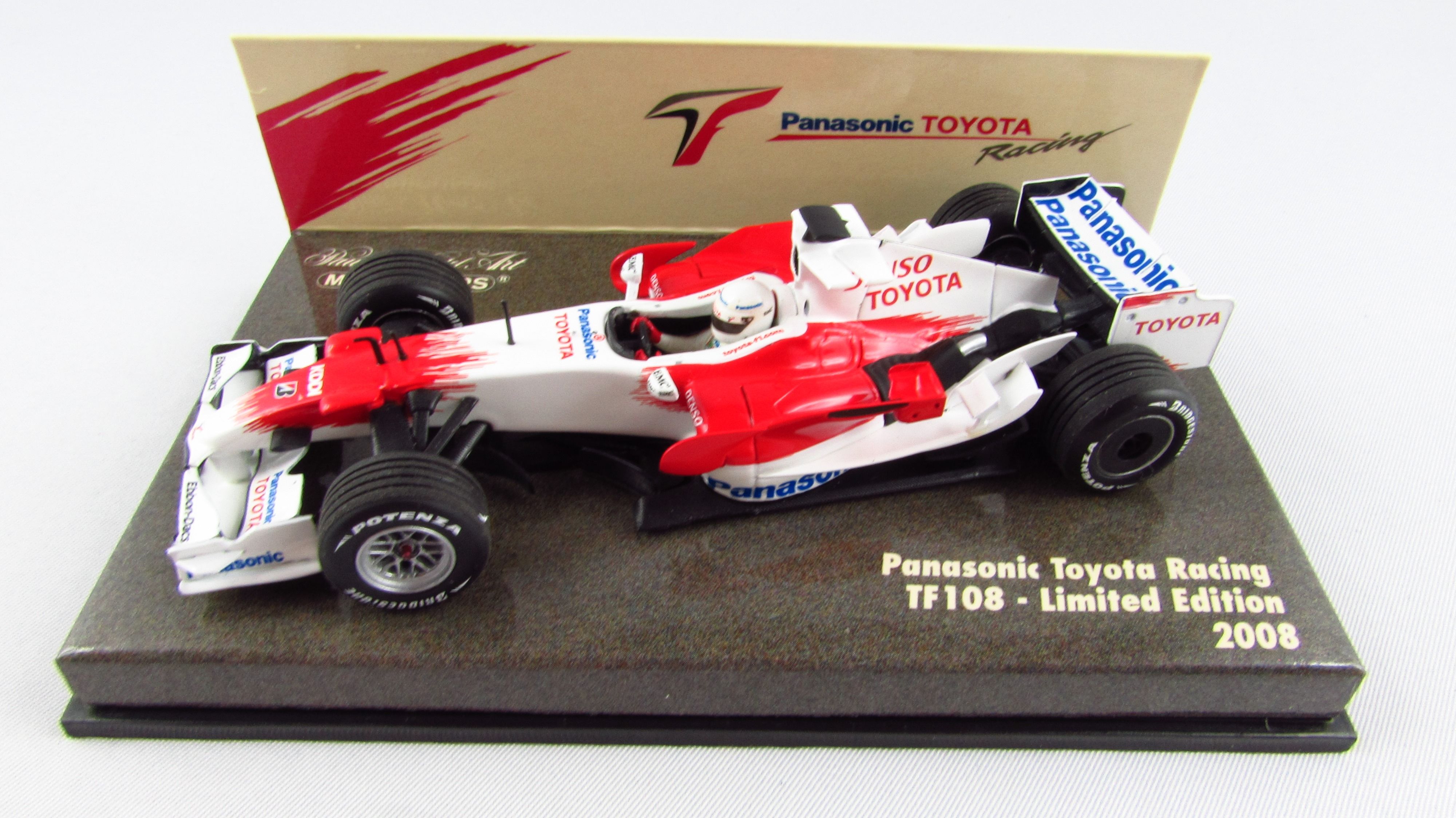 MINICHAMPS - Panasonic Toyota Racing TF108  F1 Formuła 2008 Model 1:43