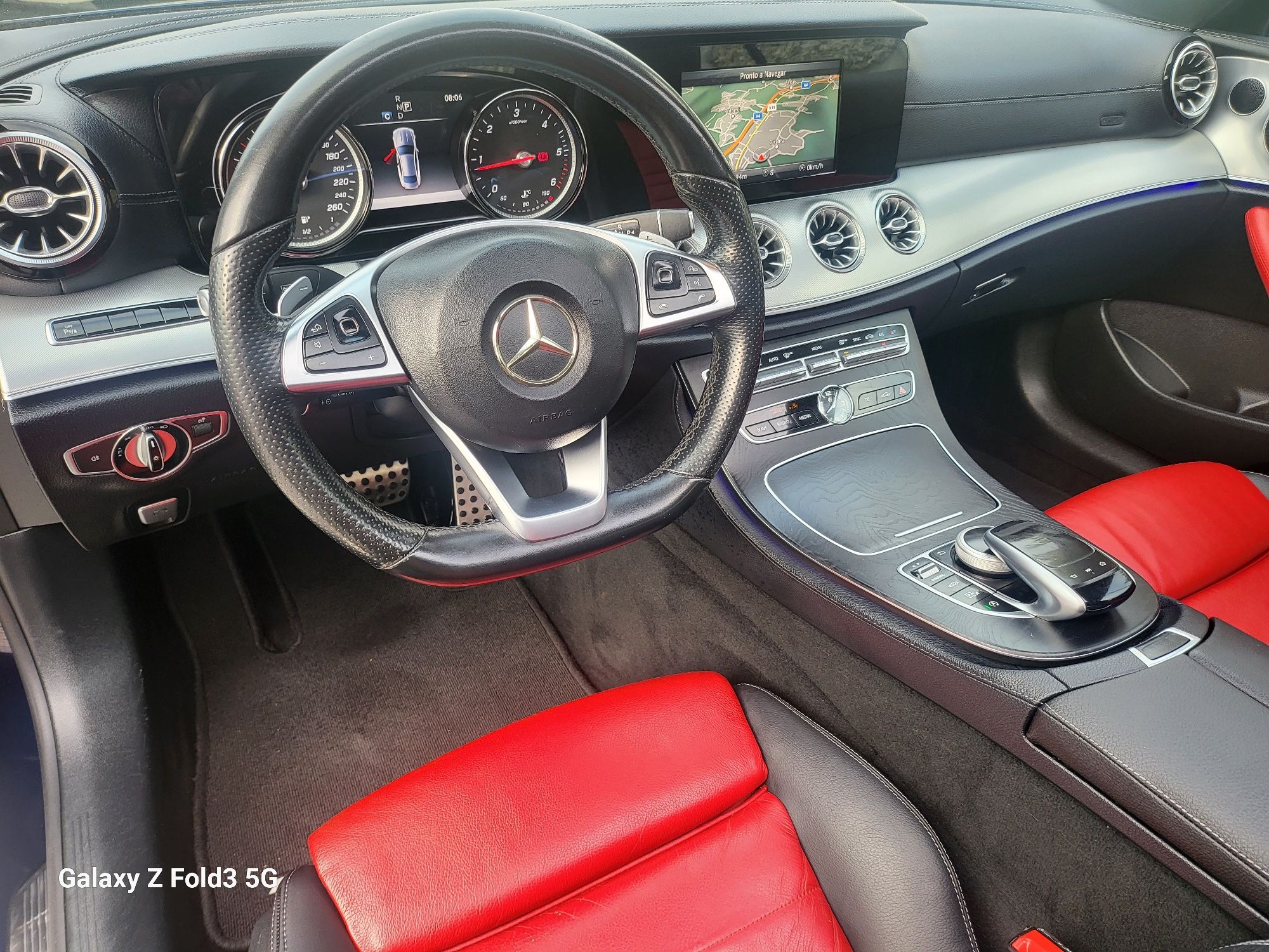 Mercedes-Benz E220 d AMG LINE Coupé Nacional