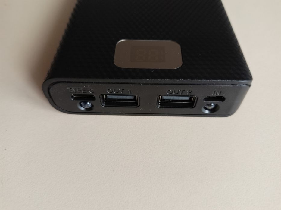 Павербанк з ліхтариком на 24000мАг