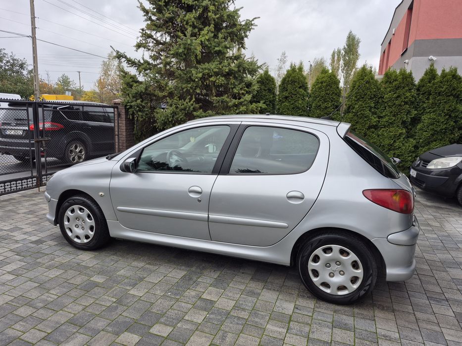 Peugeot 206 1.4 8v 75KM Benzyna Klima Abs El.Szyby 4xPP Wersja Xbox360