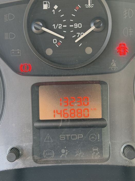 Peugeot Partner (3 lugares)