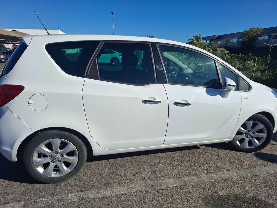 Opel Meriva 2010