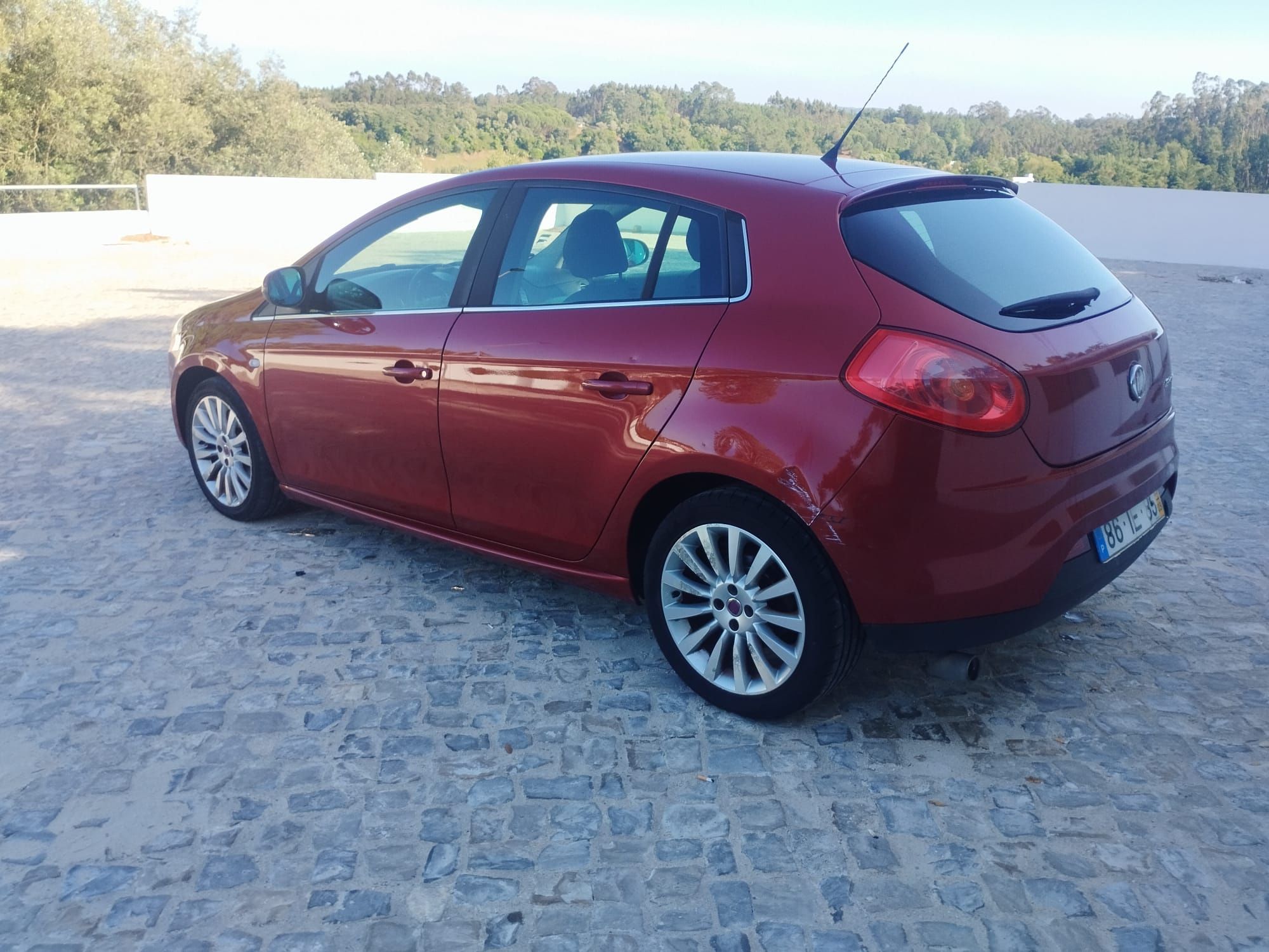Fiat bravo sport 130 mil reais