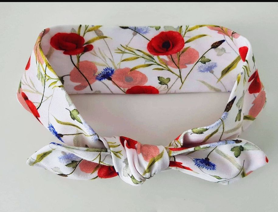 Opaski wiązane dla dziewczynki