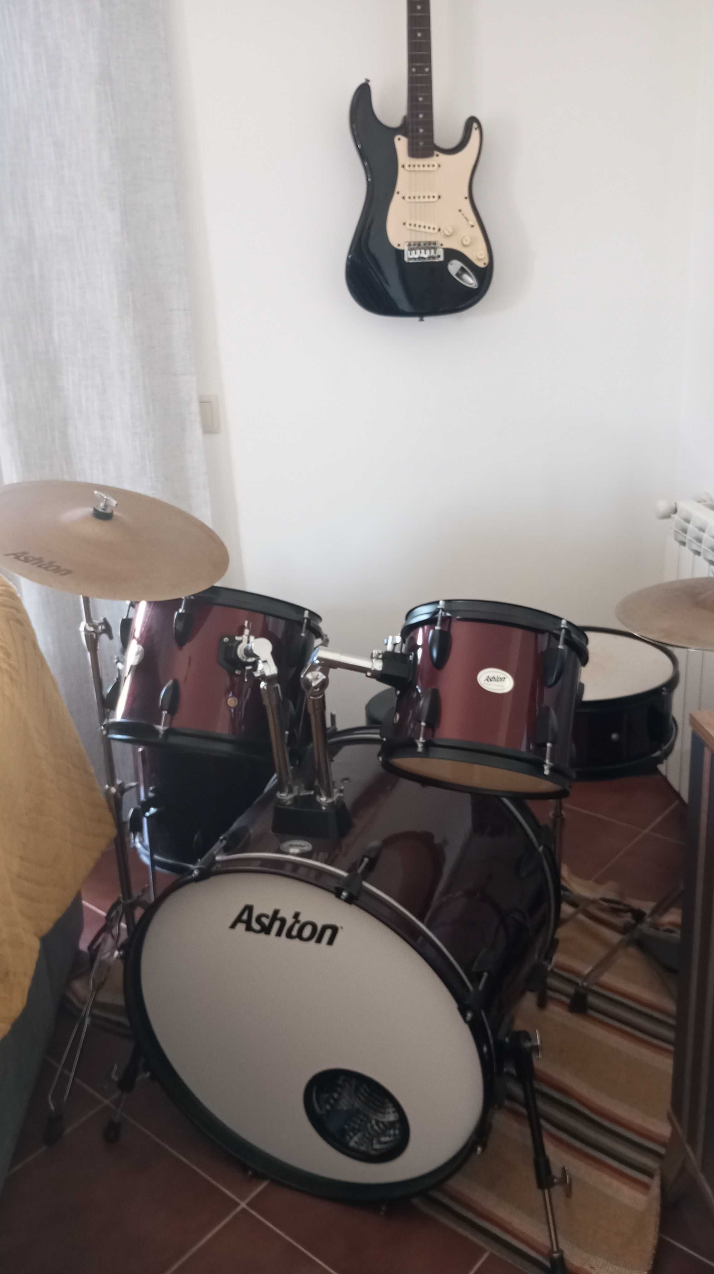 Bateria Ashton em excelente estado