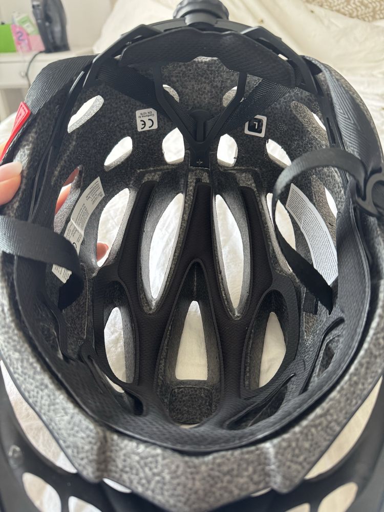 Kask Rowerowy KROSS Ventego L (58-61cm) CZARNY-SZARY +Daszek