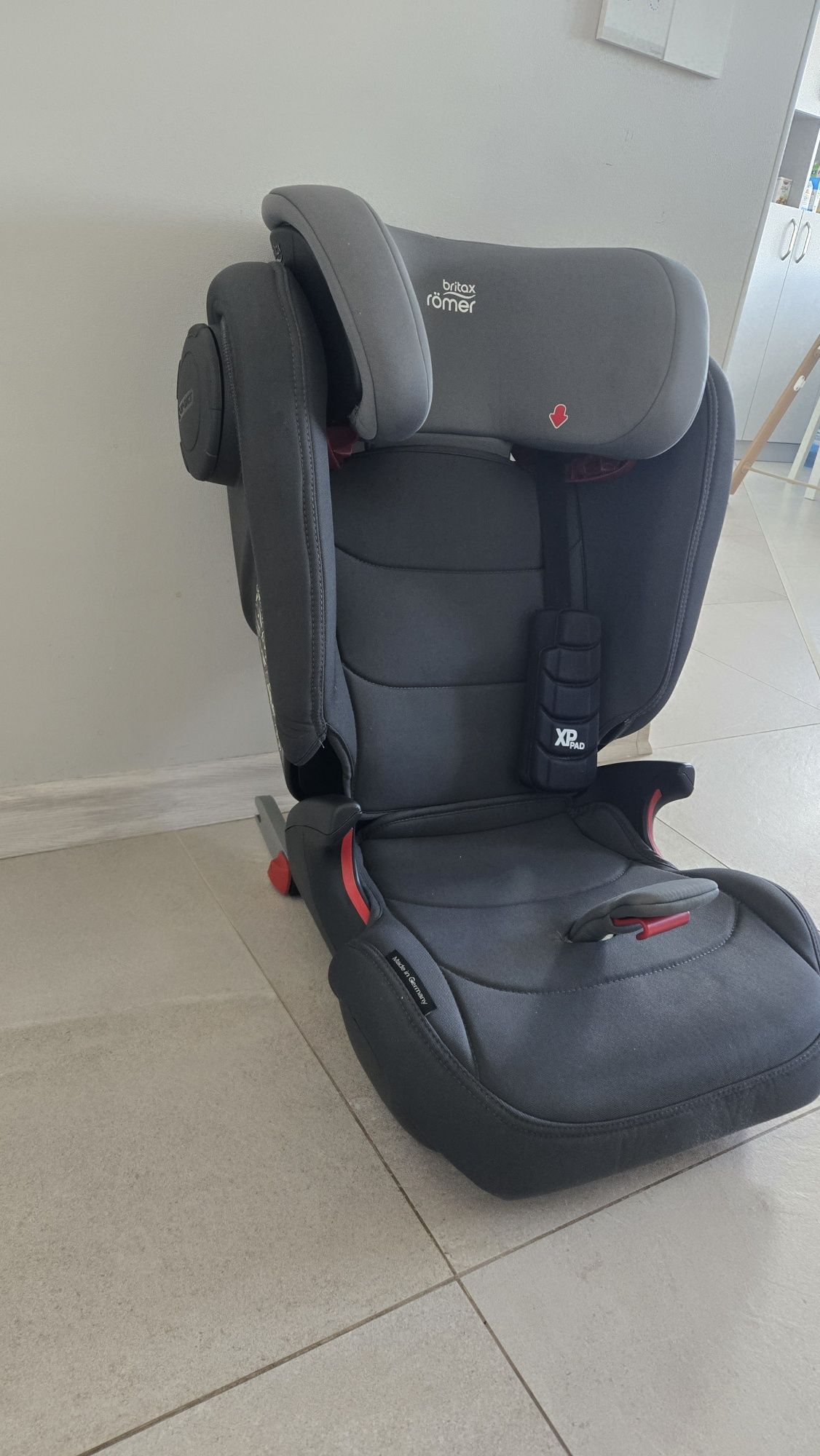 Britax Römer Kidfix III BR Storm Grey ZS Чудовий стан + чохол для авто