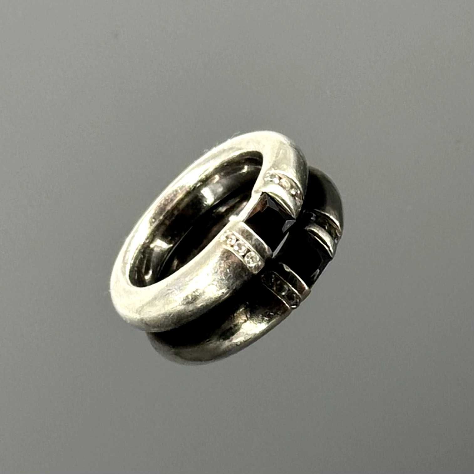 Srebro - Srebrny pierścionek z Onyksem i Cyrkoniami - próba 925