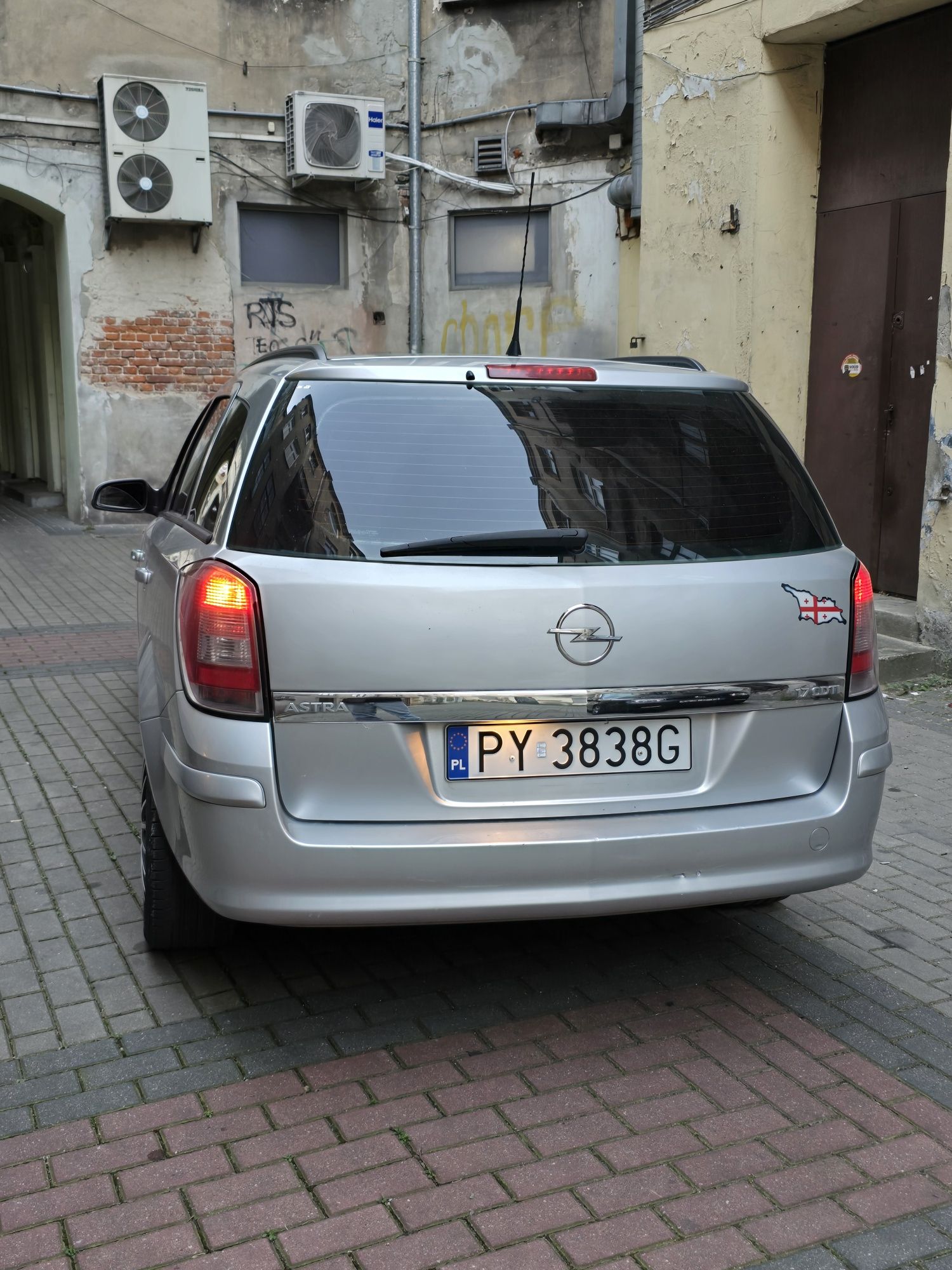 opel astra H  1.7 cdti
