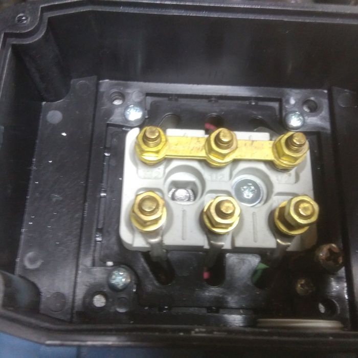 Двигун 1,5 кв 1500 об.з Італії