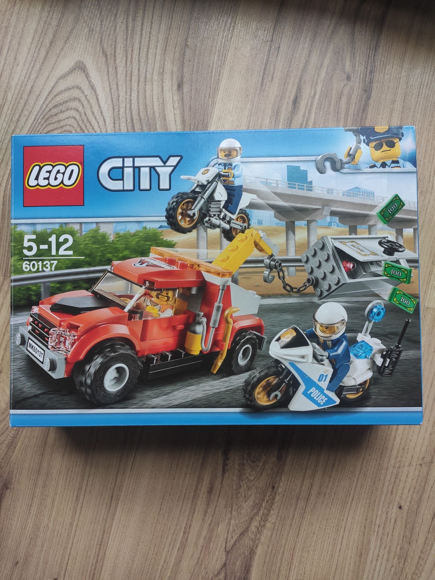 Zestaw LEGO CITY 60137