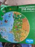 Caixa com puzzle de 210 peças