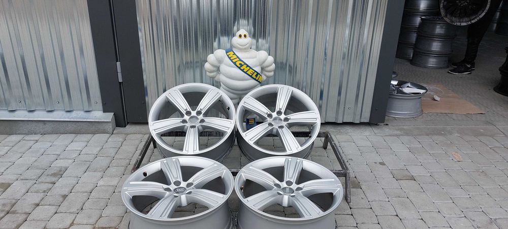 Диски Audi R19 5x112 8J ET32 A4 Allroad B9 A8 L S8 Q5 Q5 Q7 Q8 e-TRON