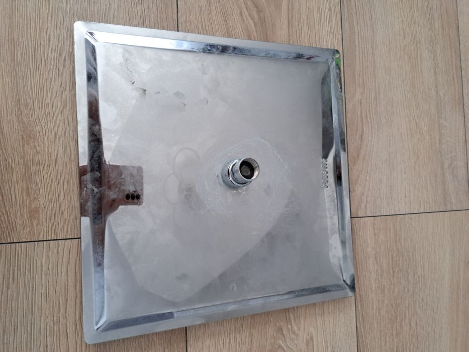 Deszczownica do prysznica kwadratowa srebrna