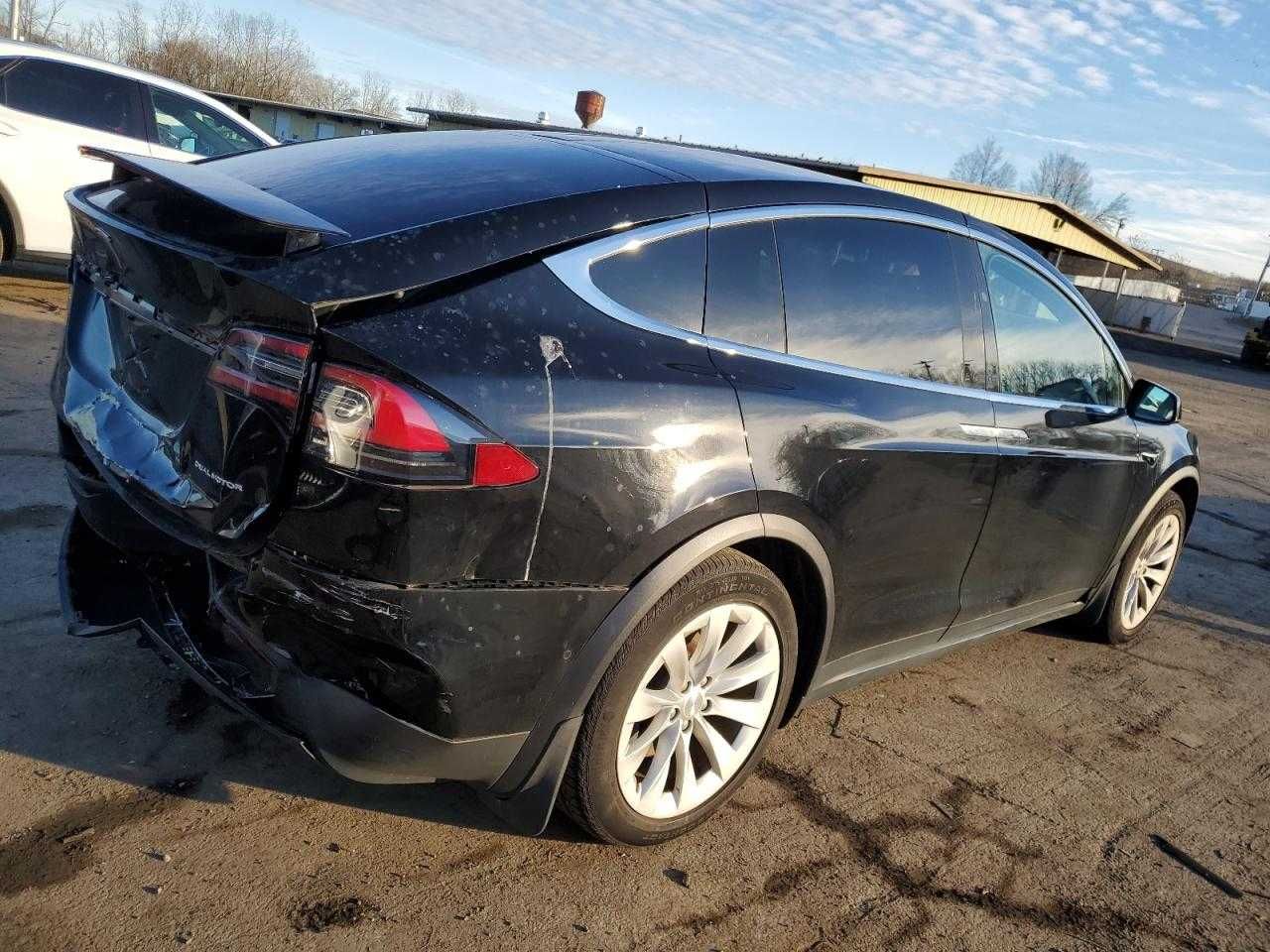 Tesla MODEL X 2020