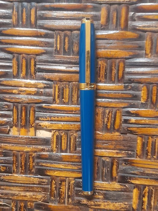 Caneta Dupont Fidélio laca aparo de ouro