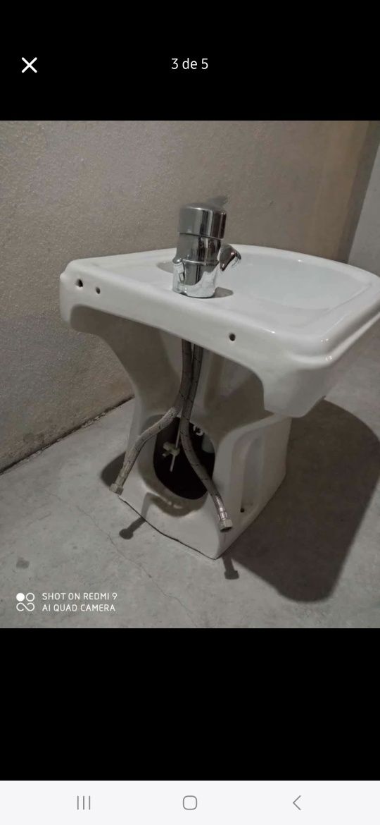 Bidé com torneira