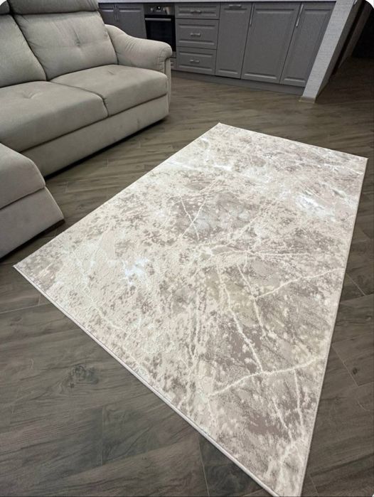 Килим 1.5/2.2 м новий