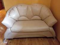 Sofa rozkładana z mielonej skóry