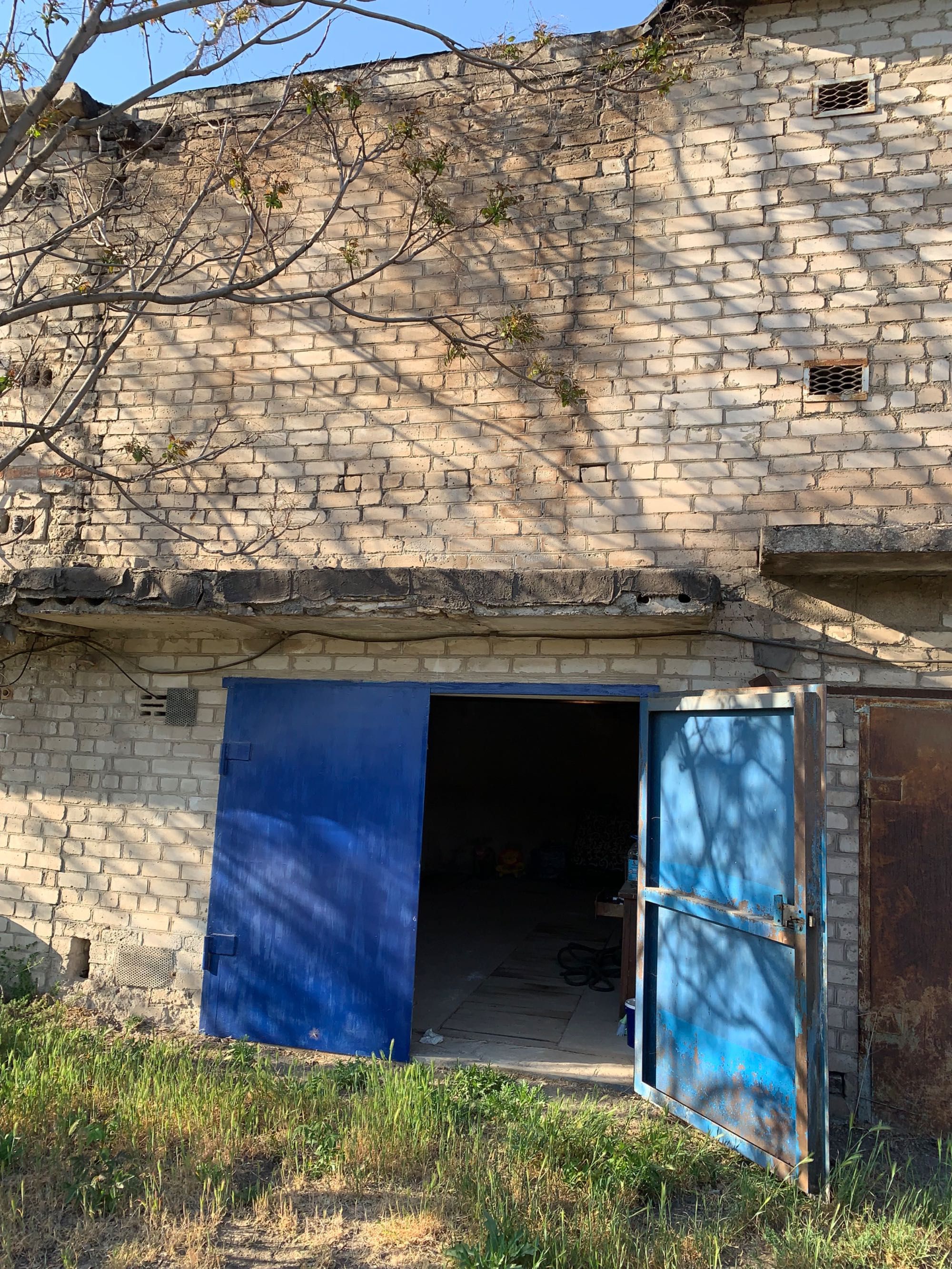 Продажа гаража.Центрально-городской районе.