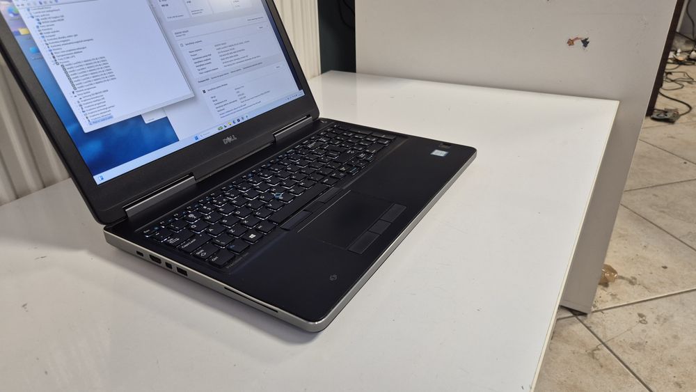 Dell Precision 7520 15,6FHD/i7-6820HQ/M2200/32GB/500SSD/WIN11