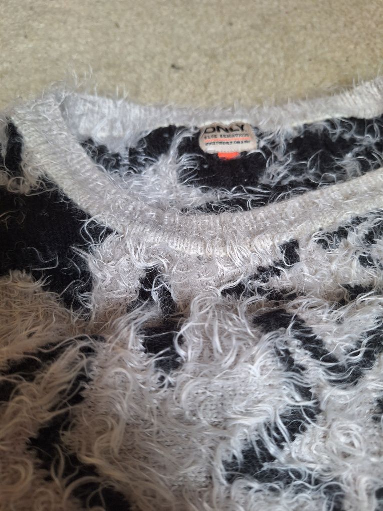 Sweter ONLY mechaty  rozmiar 40