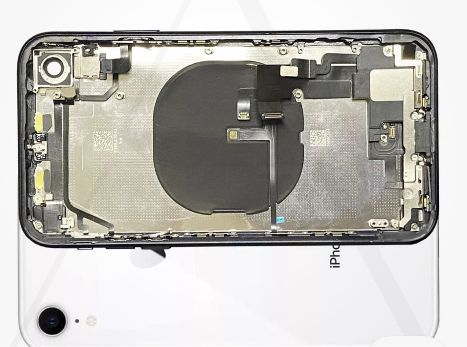 Iphone XR , motherboard e restantes componentes.