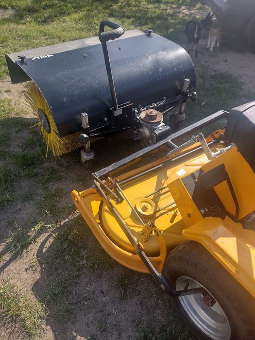 Stiga Park silnik B/S 3 noże pług do śniegu i zamiatarka