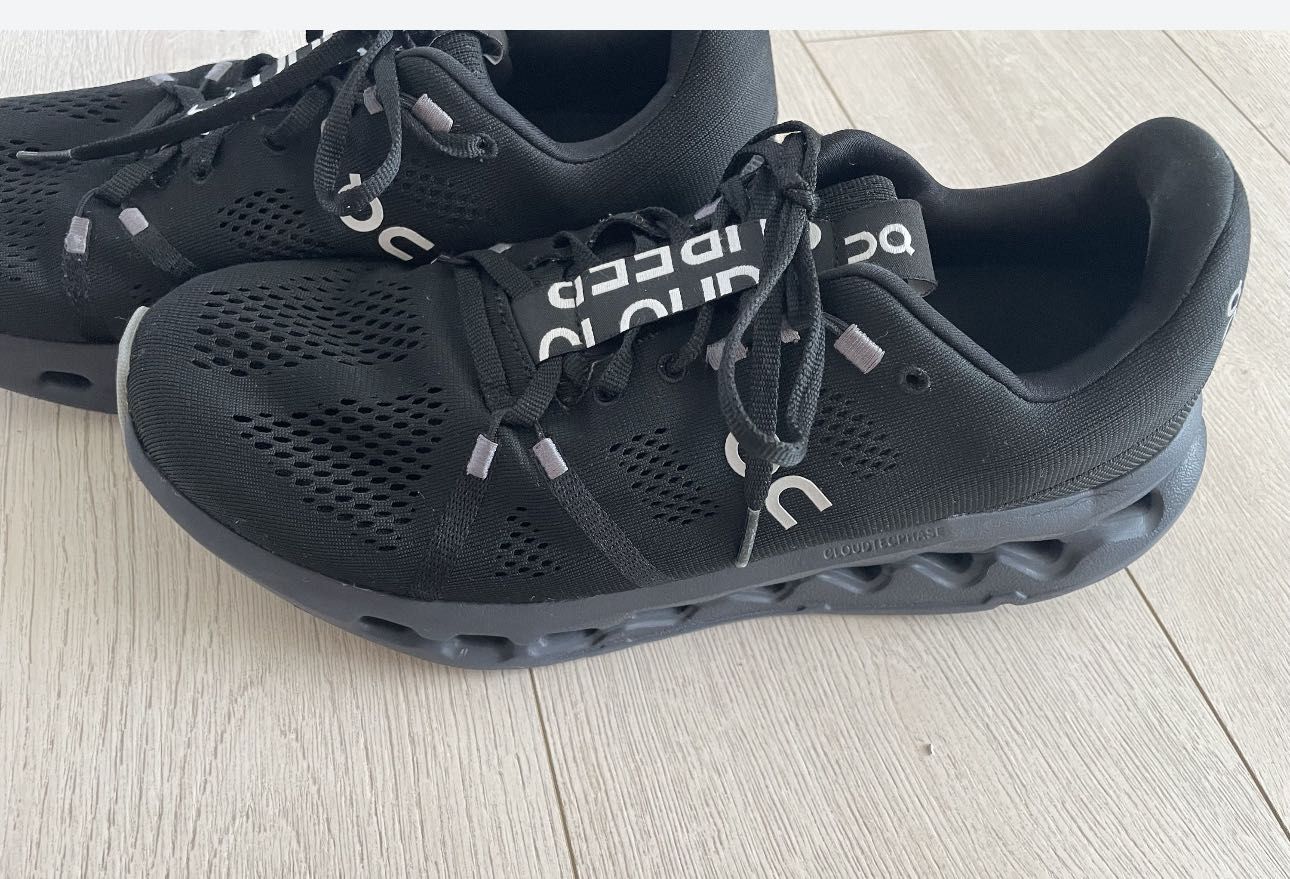 Кросівки on cloud running 45