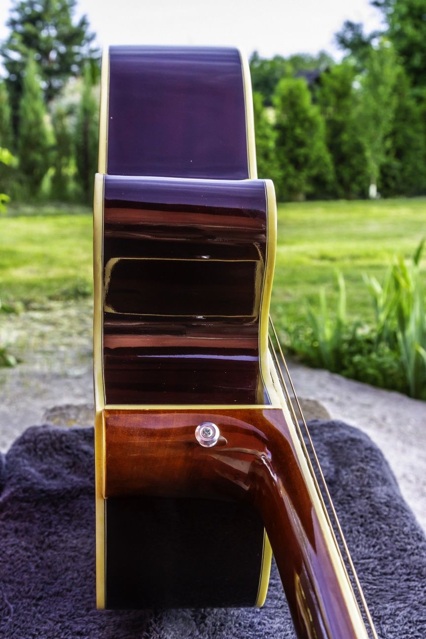 Akustyczna gitara basowa NASHVILLE,