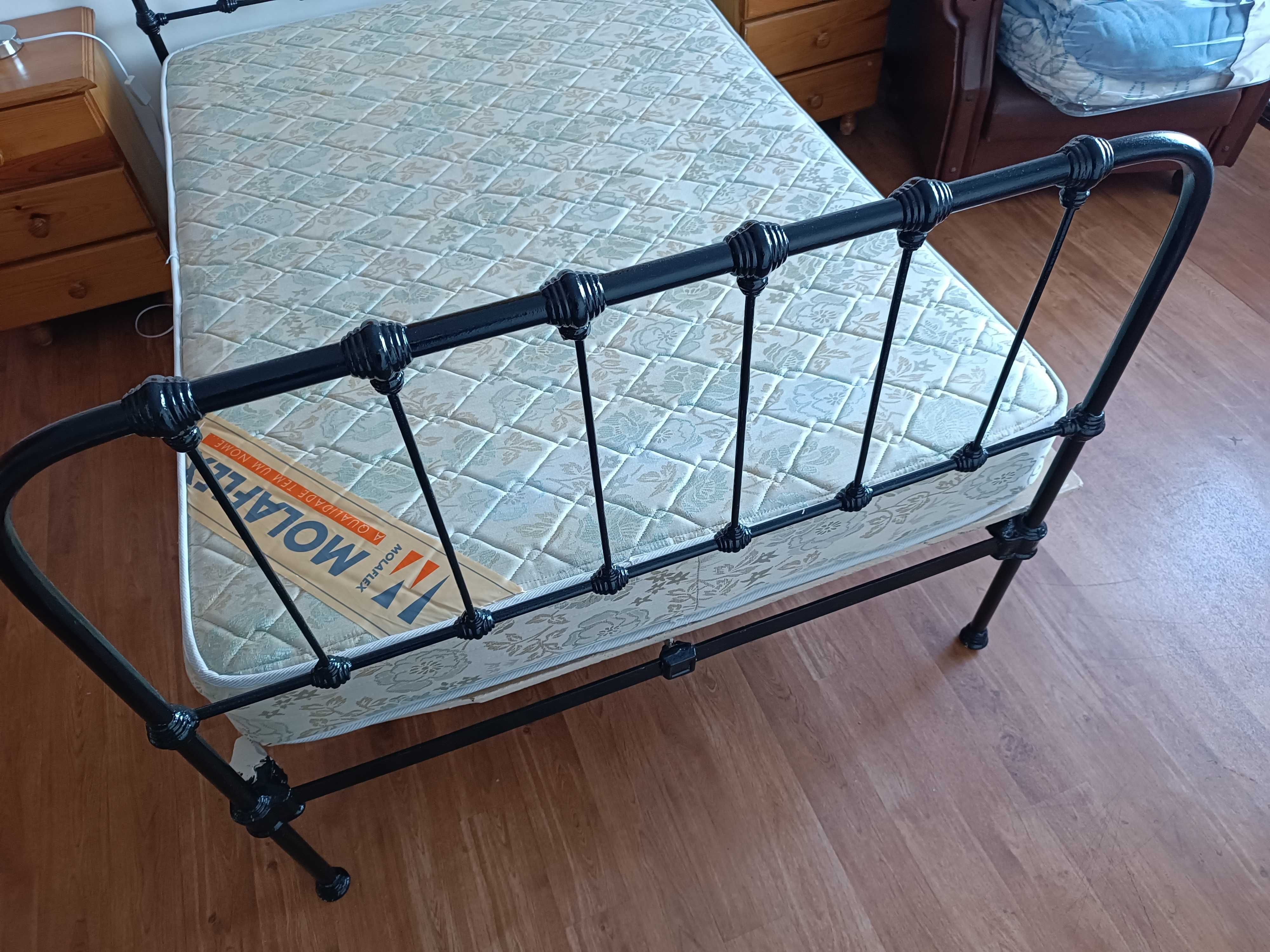 Cama de ferro 160x110