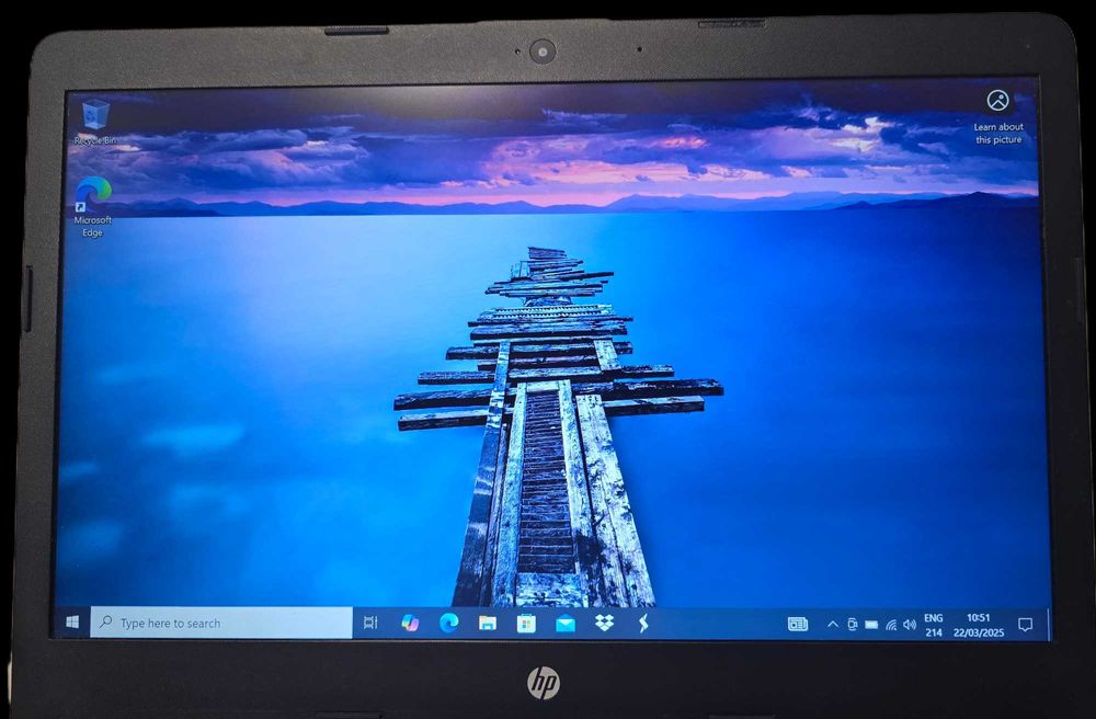 Laptop HP 14-cm0506sa 14 " AMD A4 4 GB / 64 GB czarny