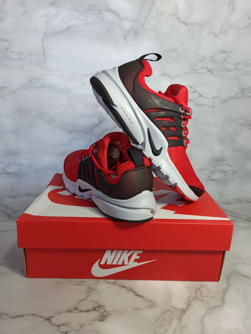 Кросівки Кроссовки NIKE PRESTO беговые
833875-600 Оригинал