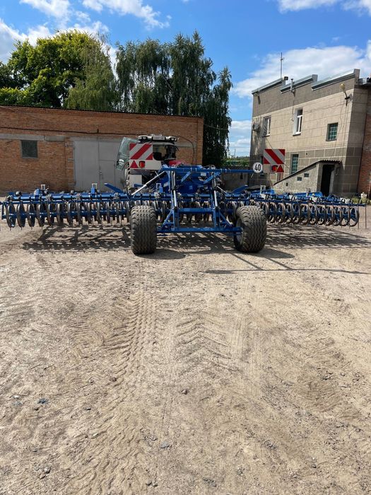 Продам культиватор Kockerling Allrounder 9м