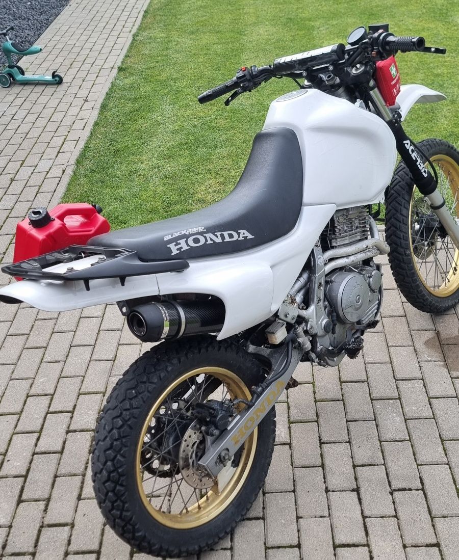 Honda NX 650 Dominator 1995 rok