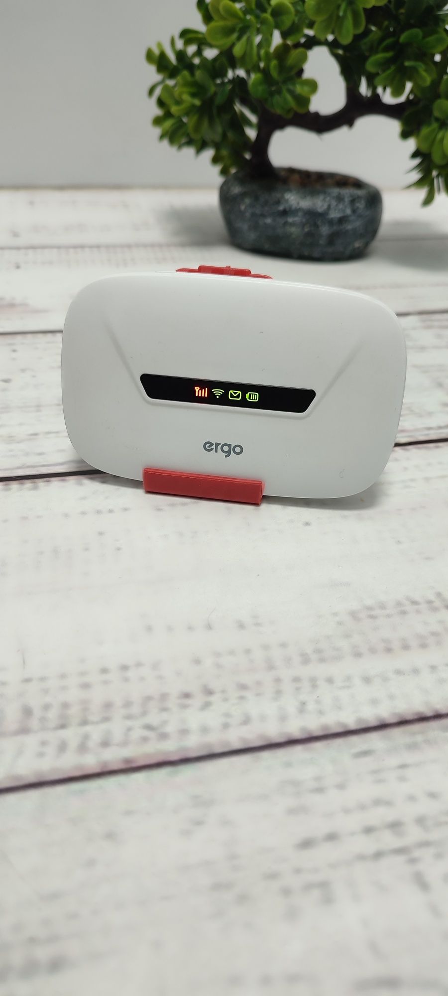 Мобільний роутер 4G Ergo M0263