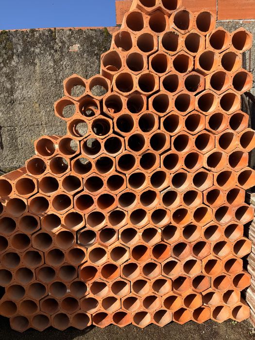 Tijoleira para garrafas