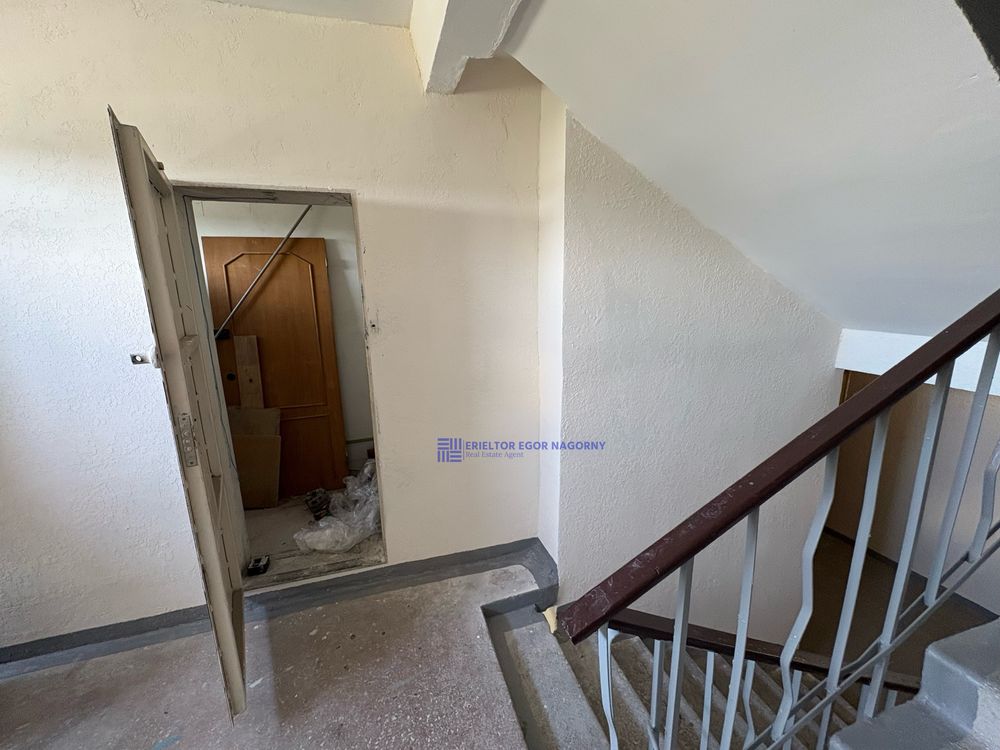 New Продам 3ккв, окремі кімнати + кладовка + паркомісце Красный Камень