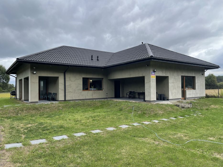 Dom jednorodzinny 192m², działka pow. 6000 m²