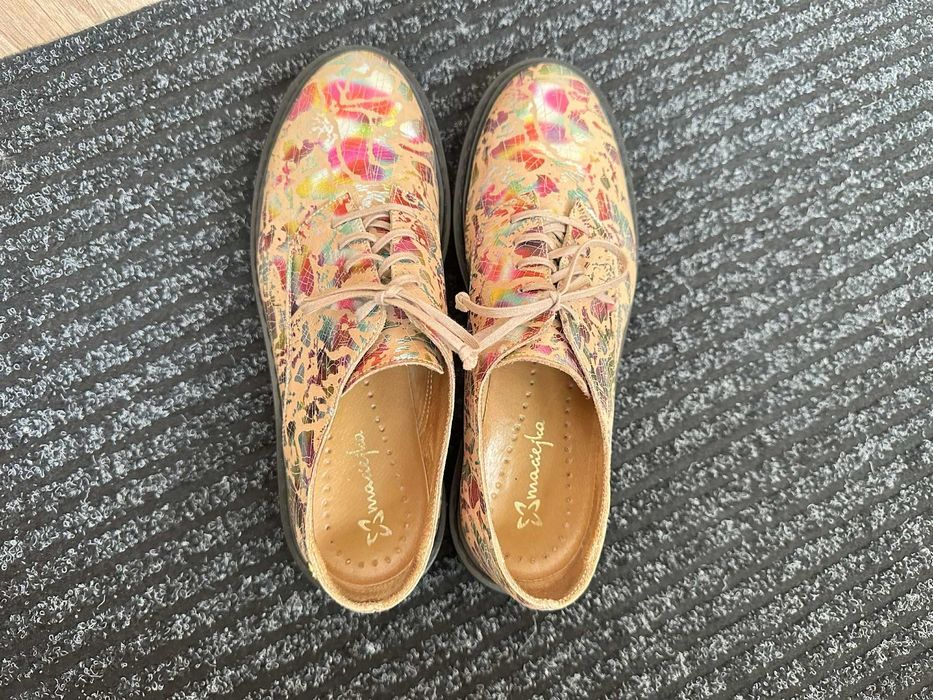 Buty Maciejka, skóra, rozm. 39