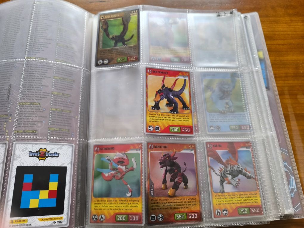 Coleção invizimals Panini