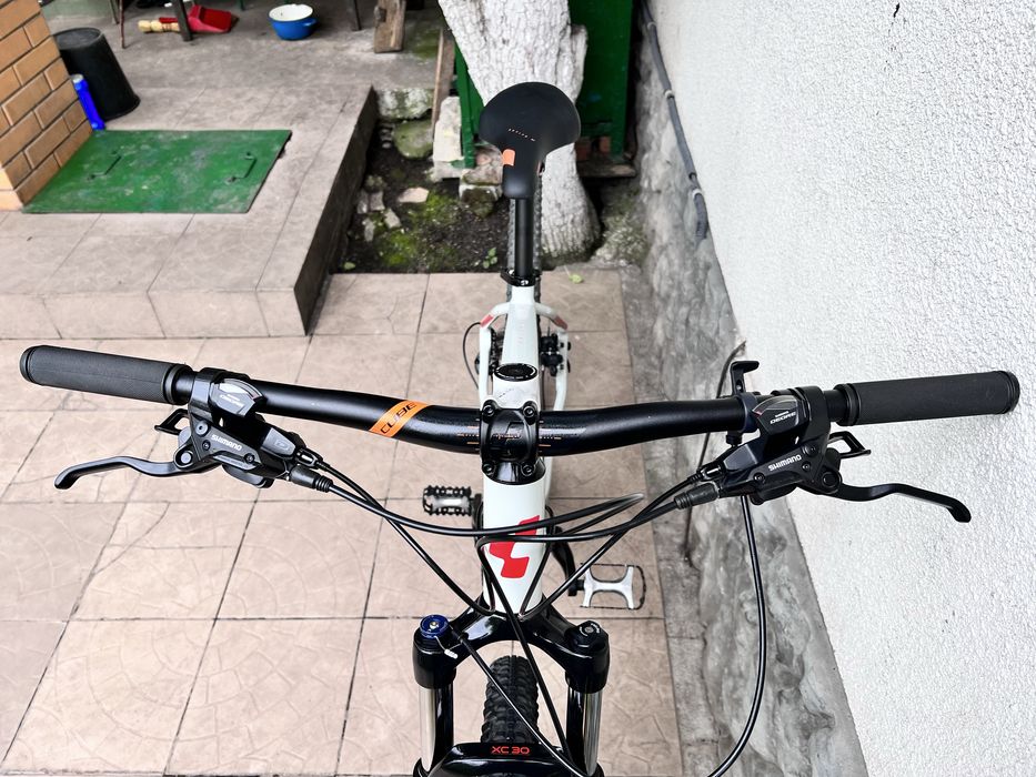 TrekScott CUBE ATTENTION на 29к/L/Shimano Deore XT/Гидравлика/RockShox