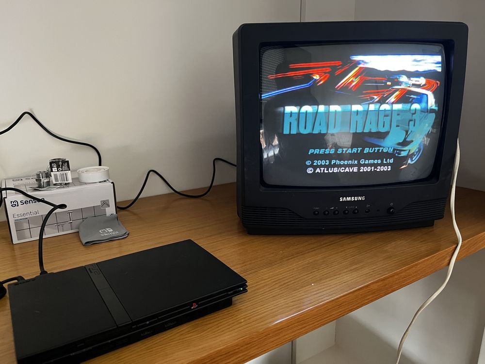 PlayStation 2 Slim (Road Rage Jogo)