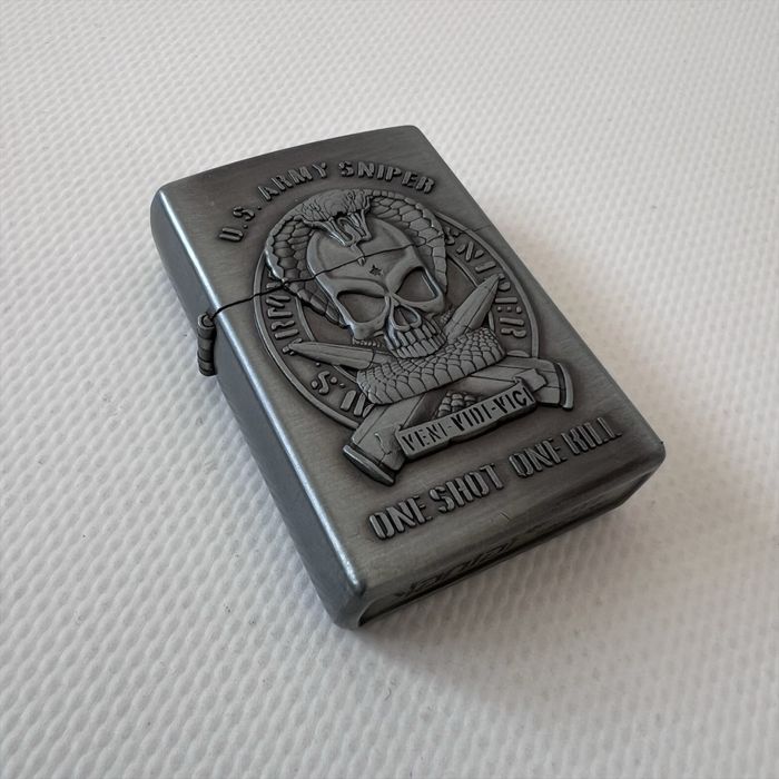 Набор бензиновая зажигалка запальничка G8 + бензин форма Zippo