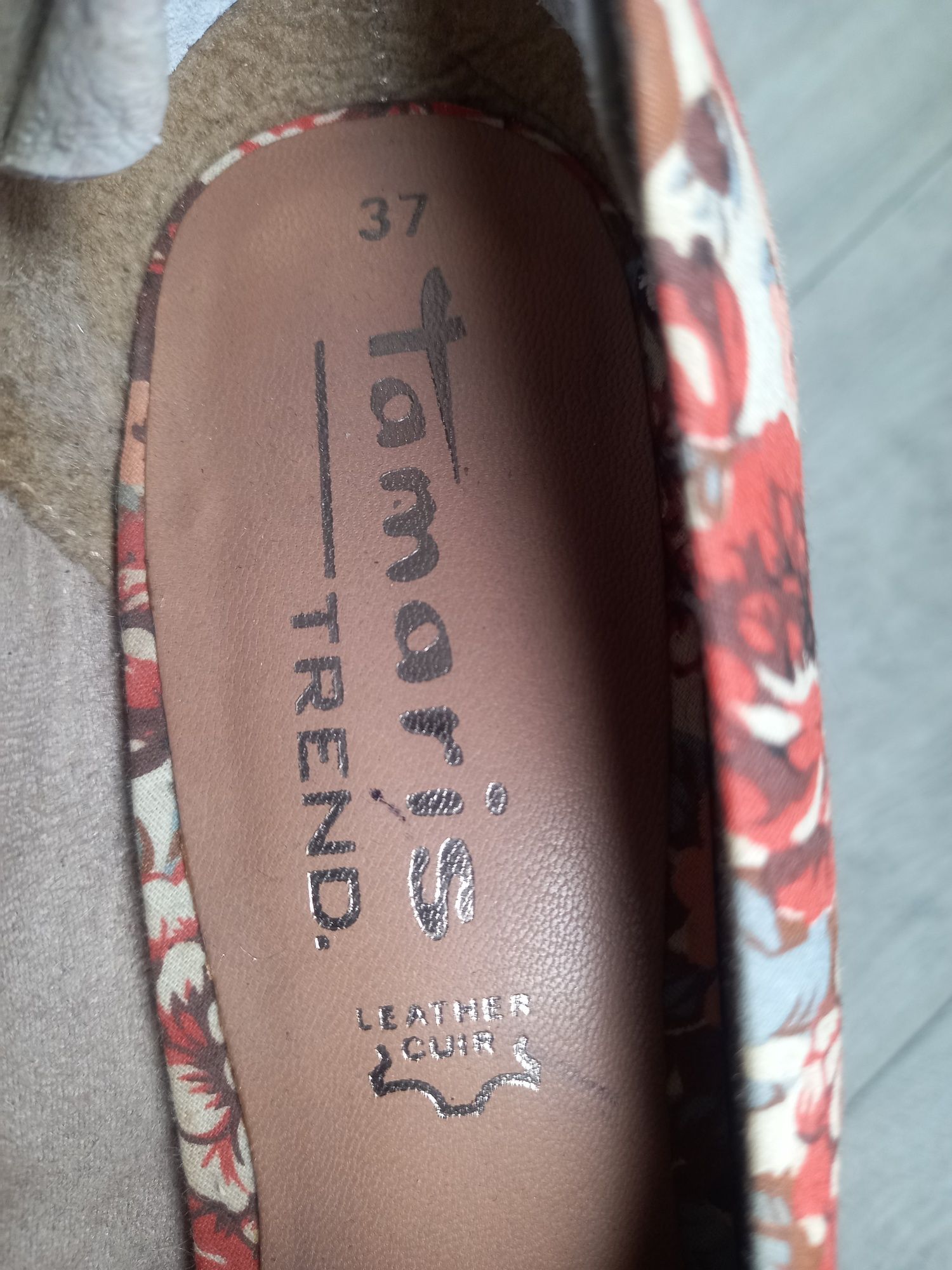 Szpilki tamaris 37