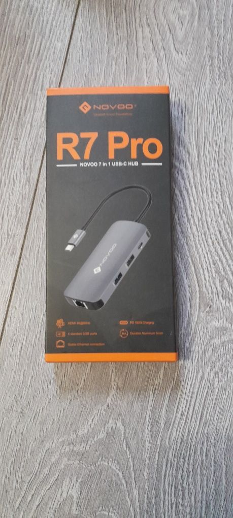 Novoo R7 pro 7in1 USB-C hub NOWE