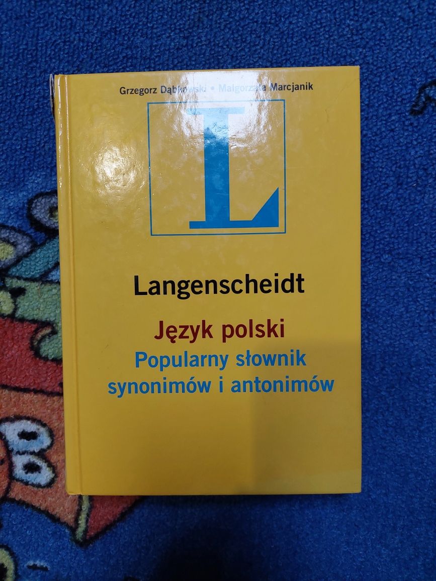 Słownik synonimów i antonimów